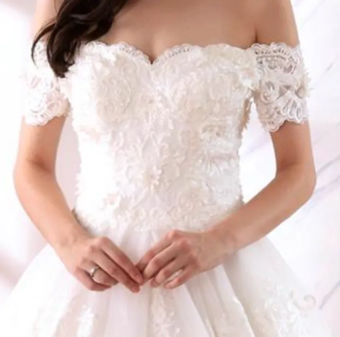 Lace Trimmed A Line Wedding Bridal Gown