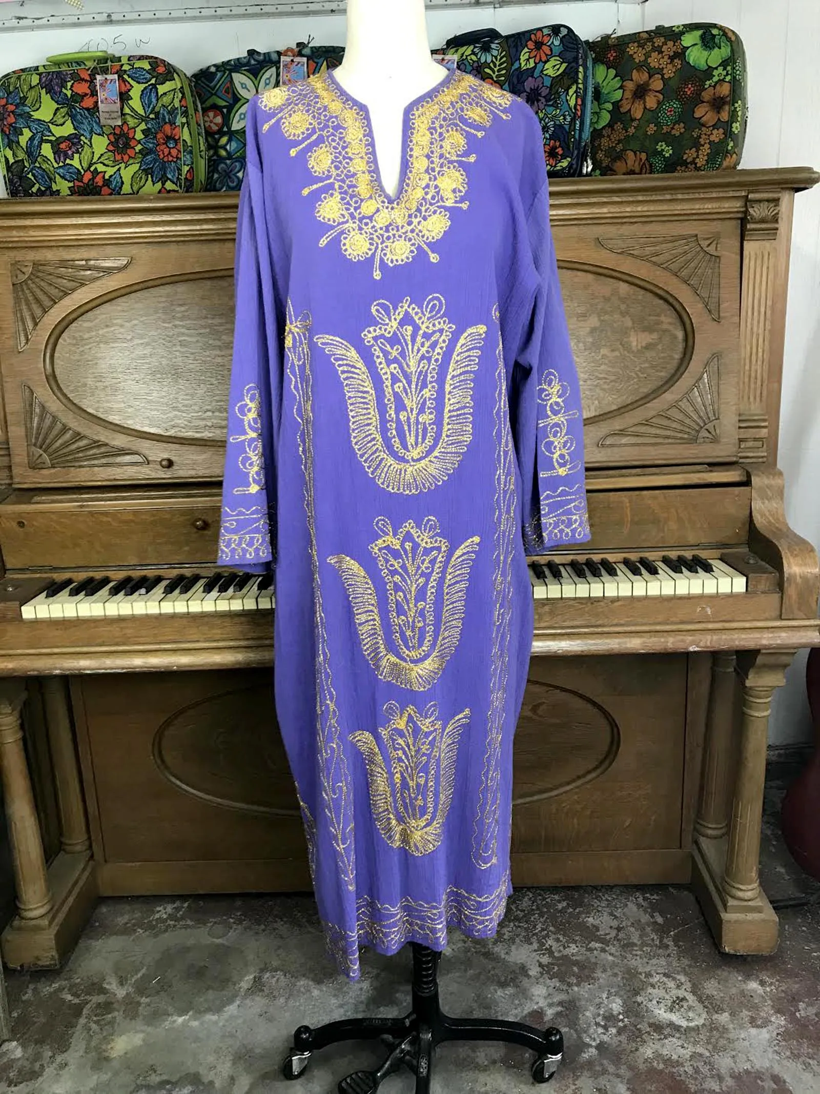 Vintage 70s | Purple Caftan Kaftan Muumuu Boho Hippie Dress | Free Size