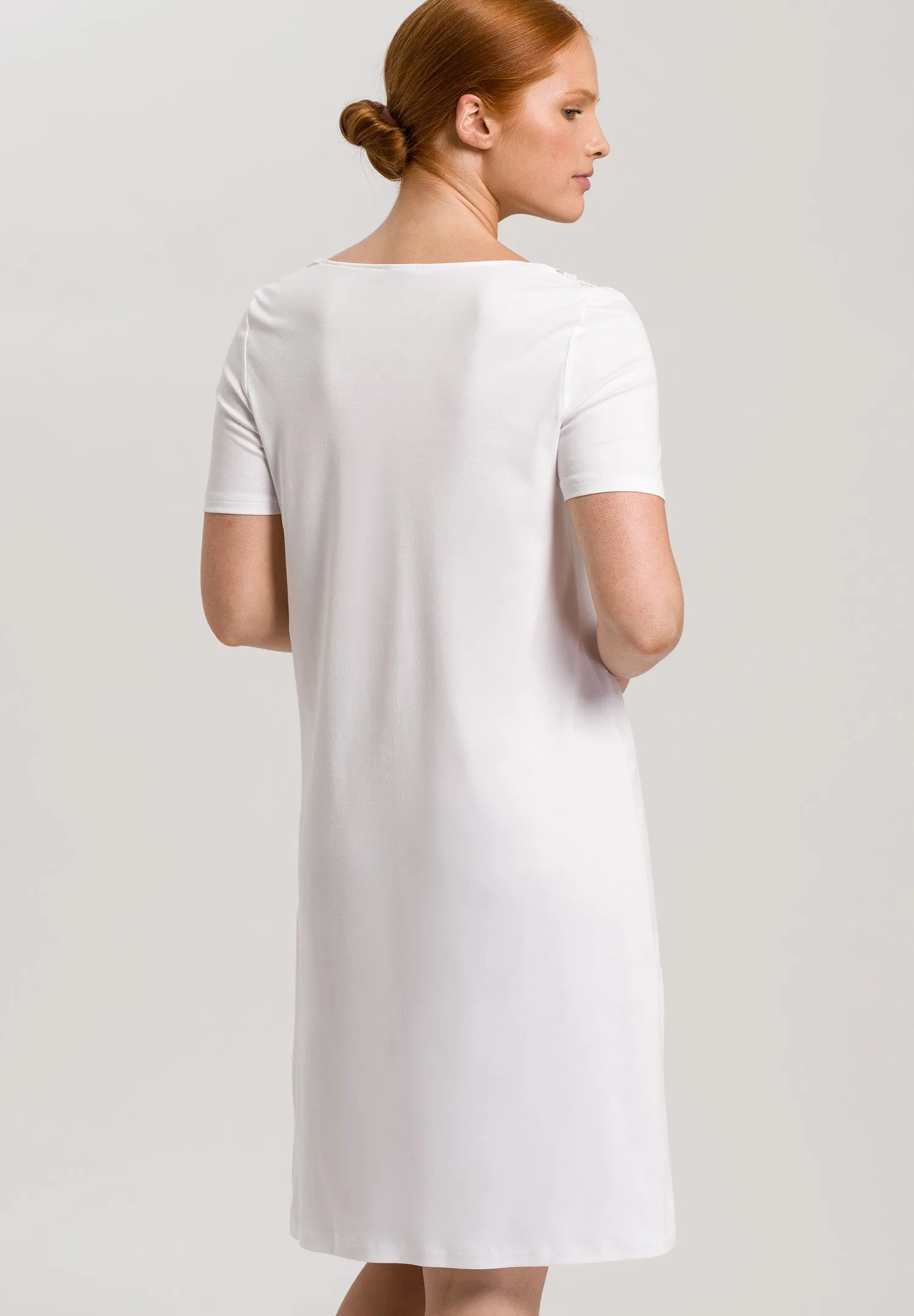 White Moments Short Sleeve Nightdress